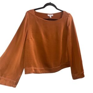 Prologue Burnt Orange Silky Top with Bell Sleeves size Medium